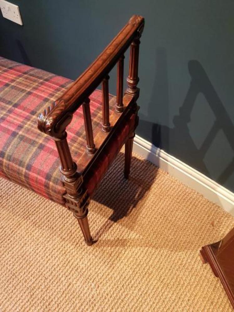 Fine Quality Early Victorian Mahogany Double Stool - Image 5