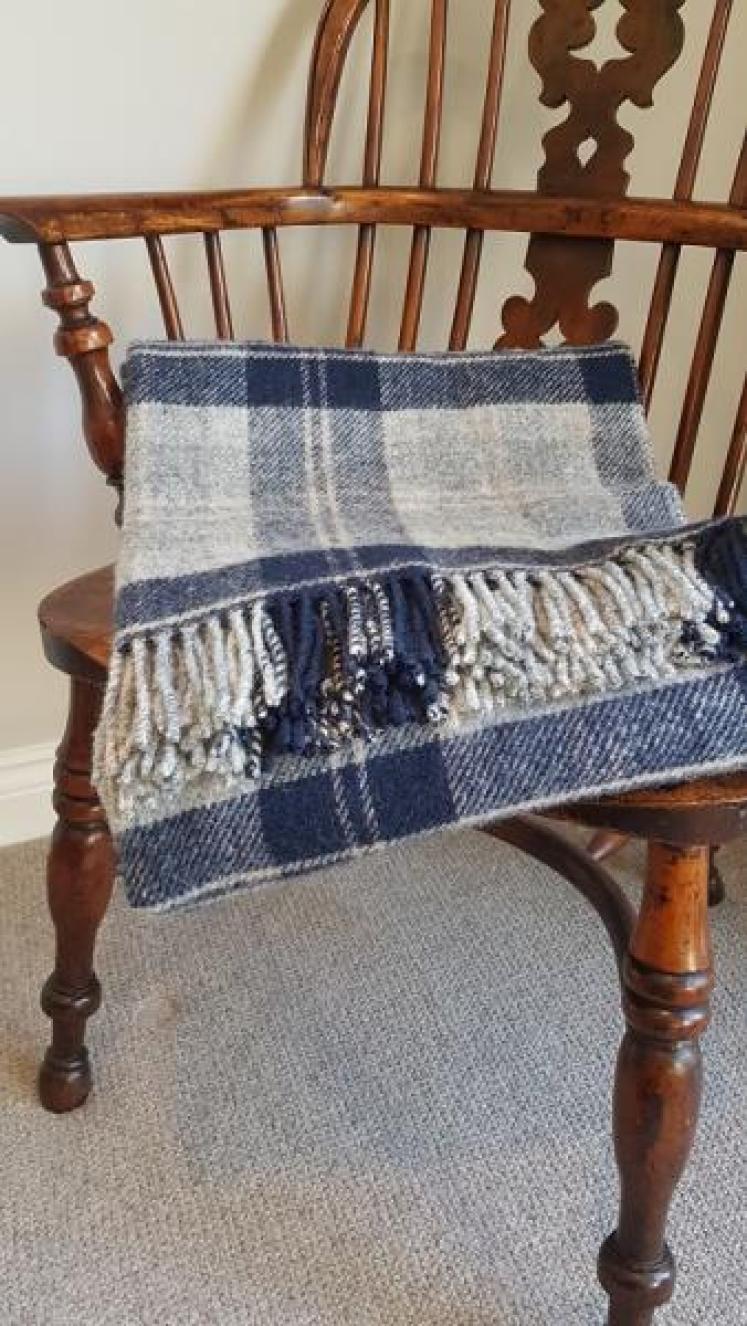 Tweedmill Tartan Navy Bannockbane Throw  - Image 1