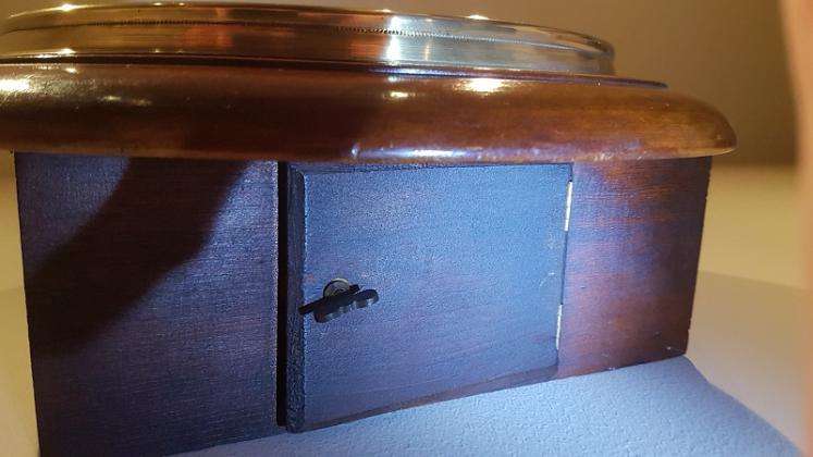 Late Victorian Mahogany 8 Day English Dial Clock - Image 4