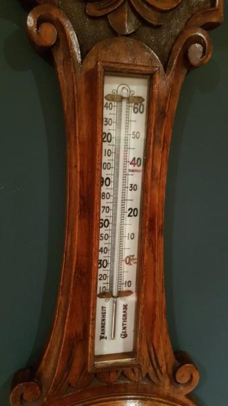 Victorian Carved Oak Banjo Barometer - Image 2