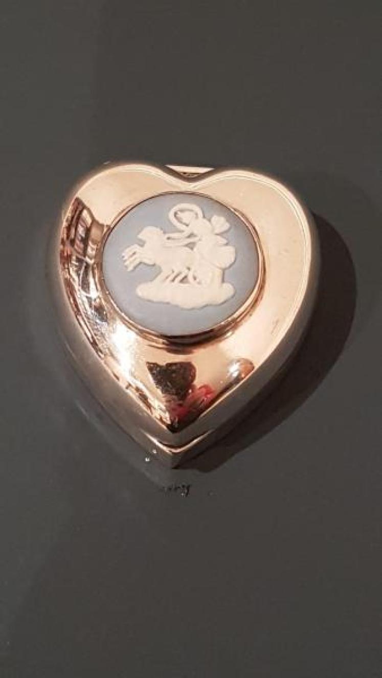 Antique Silver Heart Shaped Ring Box - Image 1
