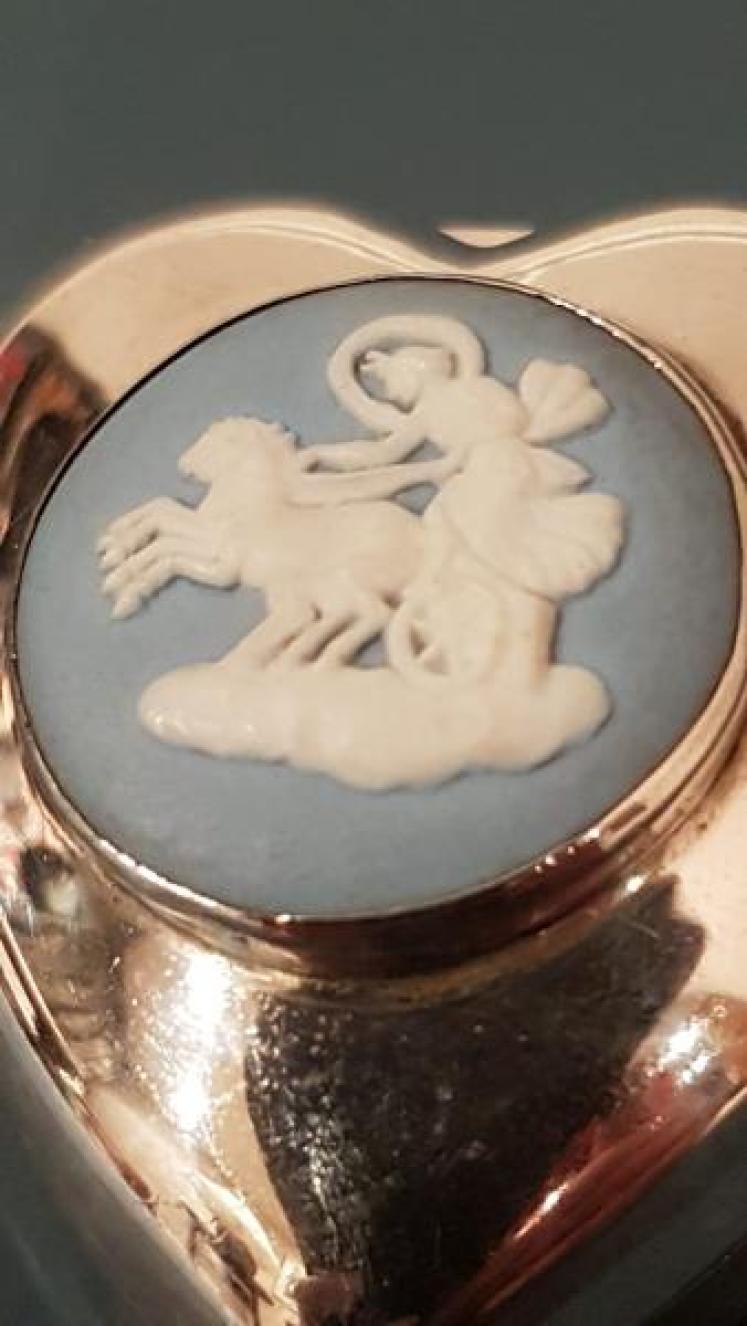 Antique Silver Heart Shaped Ring Box - Image 2
