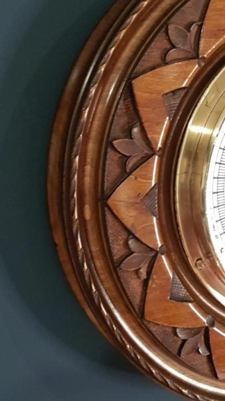 Victorian Carved Walnut Aneroid Barometer with  Silvered Dial - Image 4