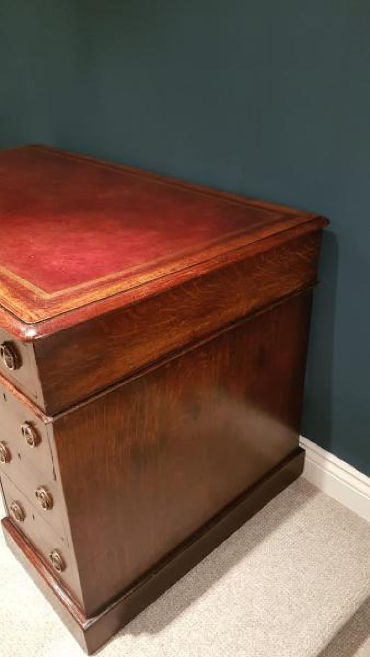 Antique Mid Victorian Oak Pedestal Desk - Image 2