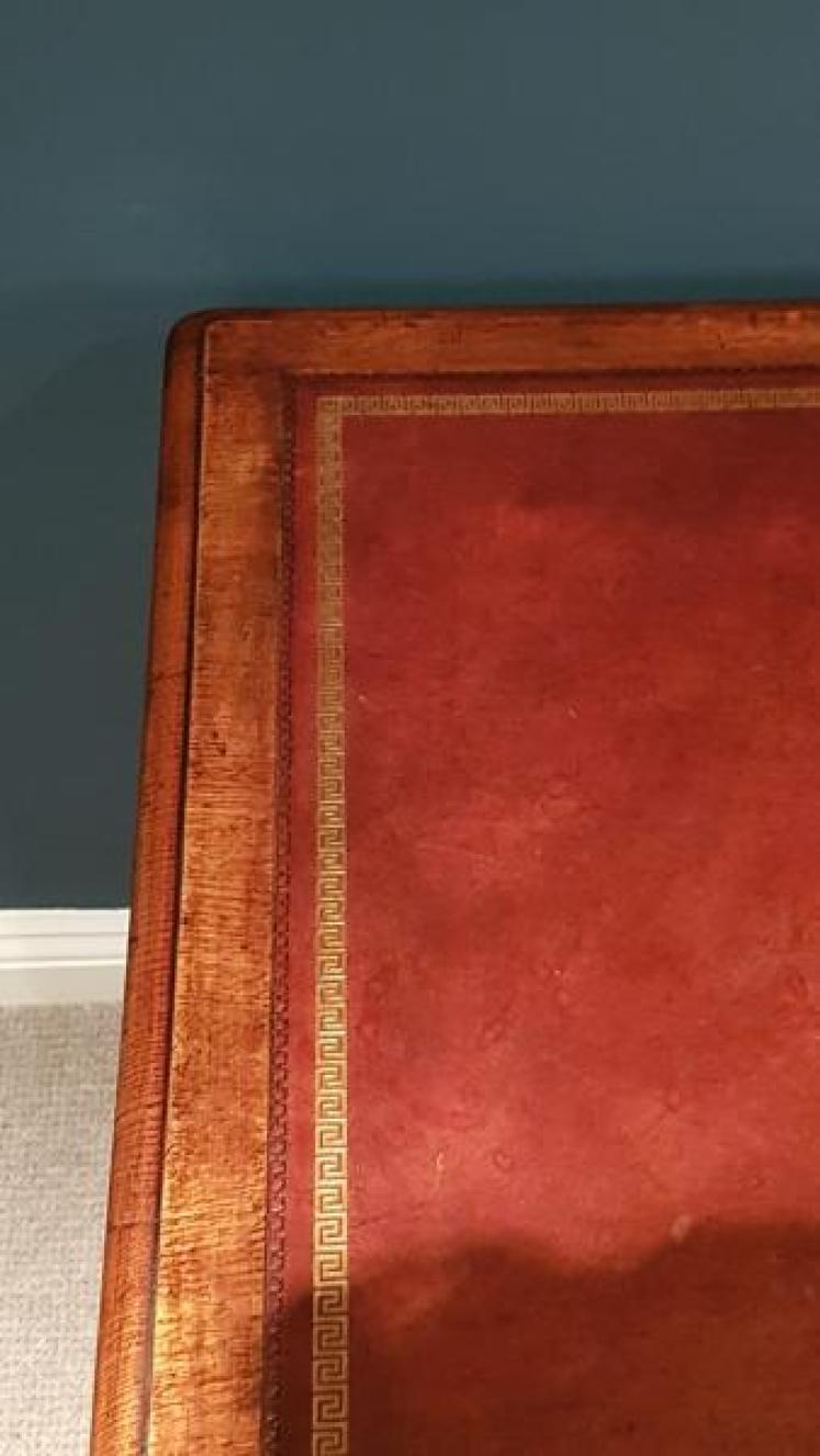 Antique Mid Victorian Oak Pedestal Desk - Image 4
