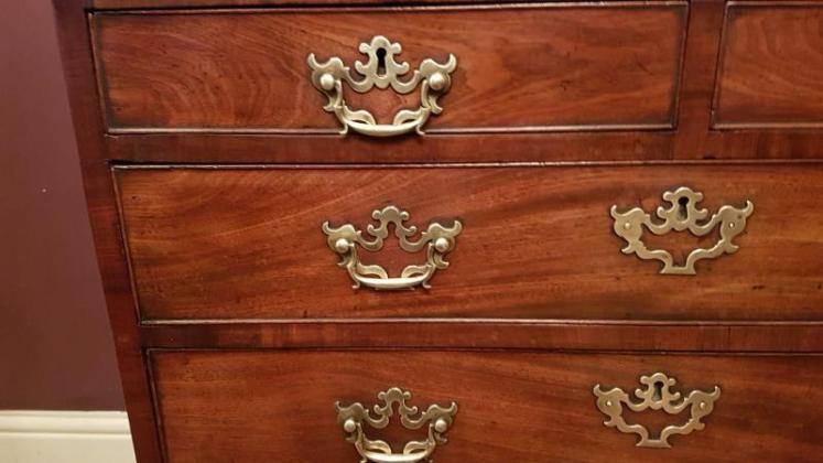 Fine George III Period Brushing Slide Chest of Drawers - Image 5