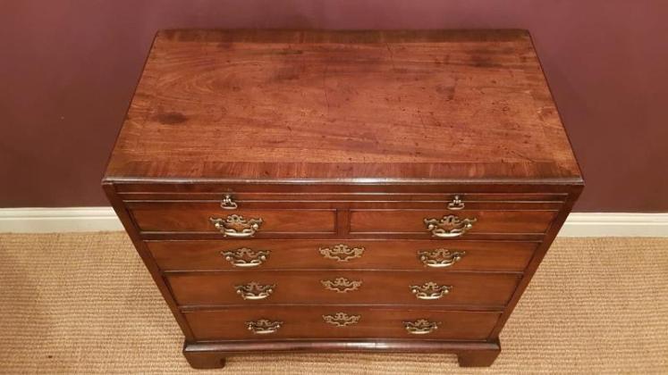 Fine George III Period Brushing Slide Chest of Drawers - Image 6