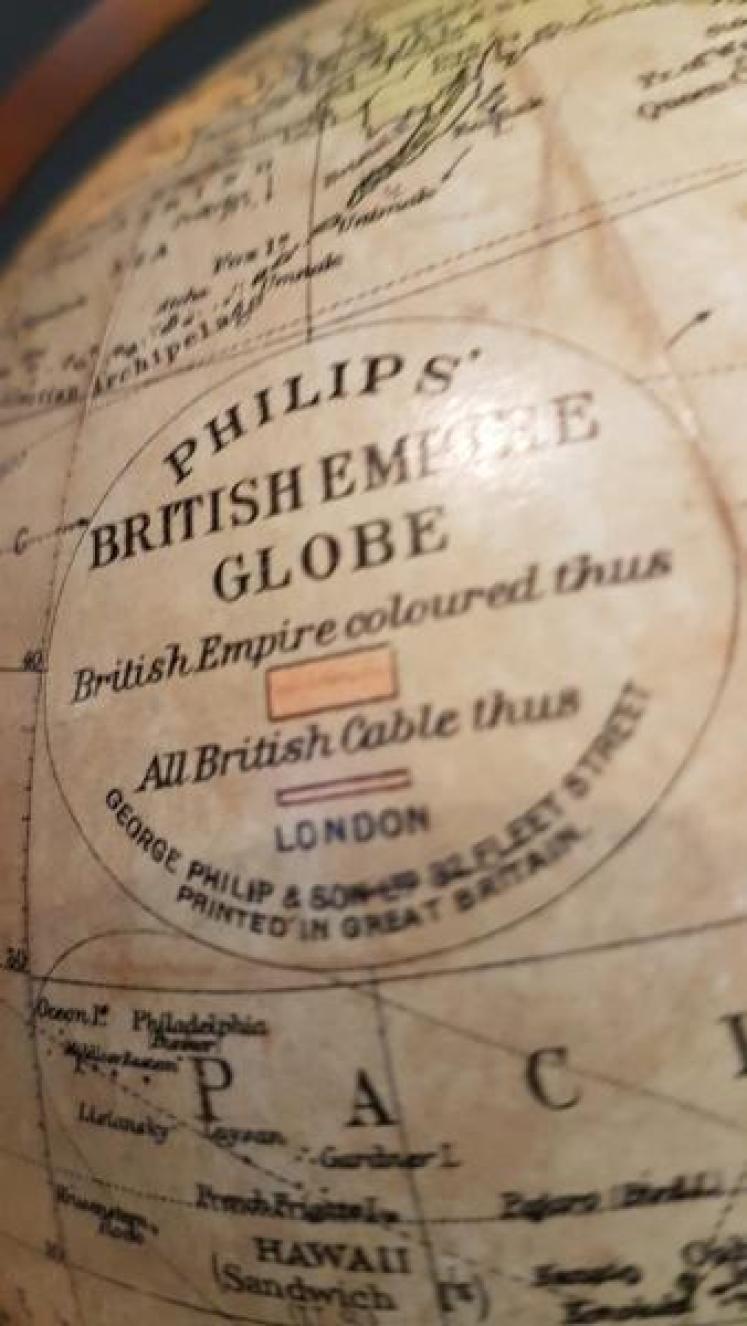 Antique Philips 8" British Empire Globe - Image 3