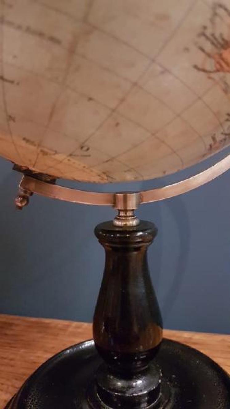 Antique Philips 8" British Empire Globe - Image 6