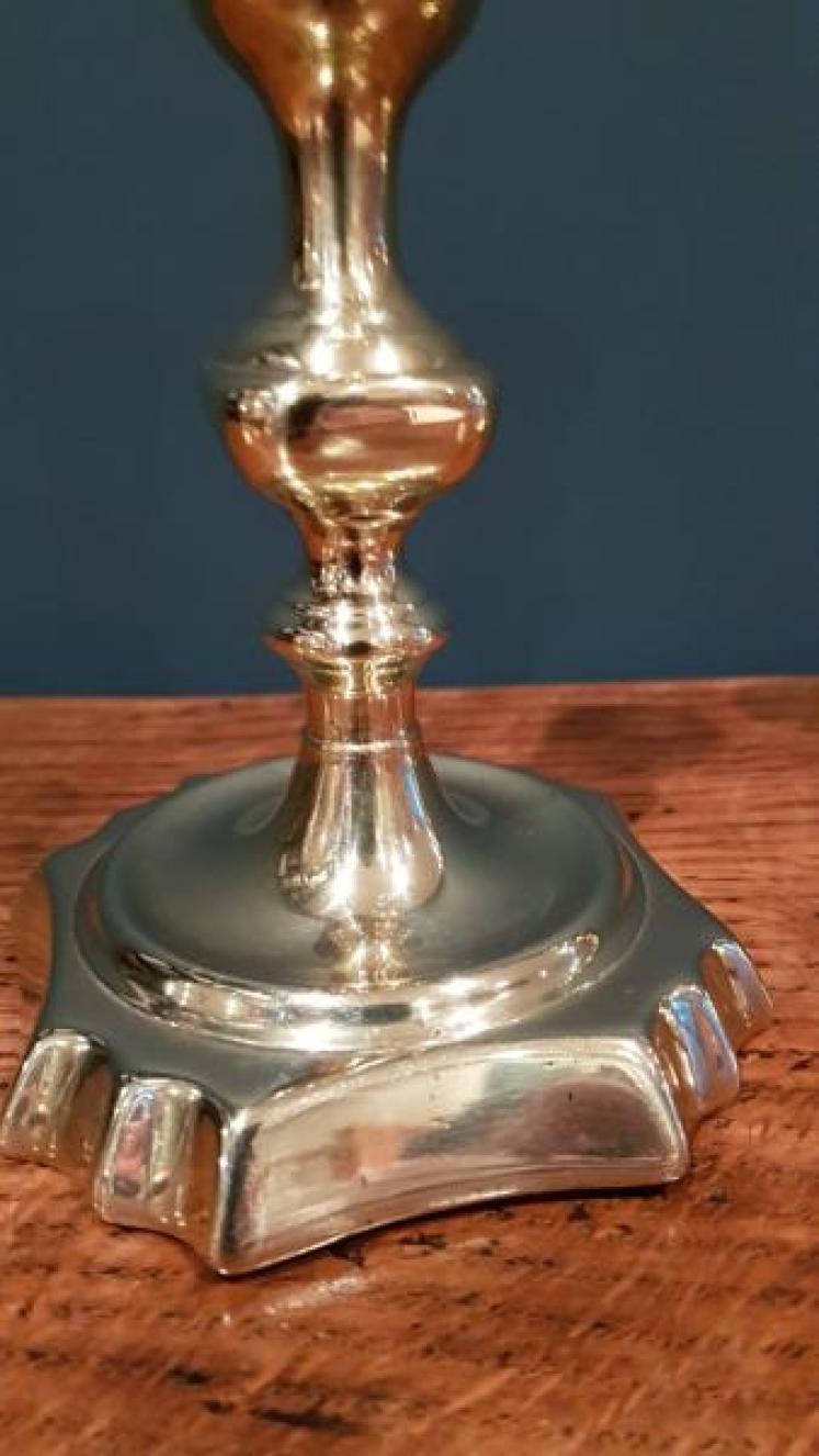 Pair of Antique George III Period Seamed Brass Candlesticks - Image 3