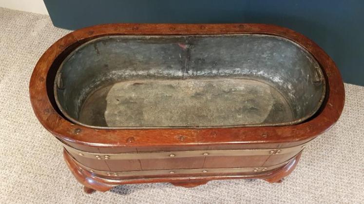 Antique Brass Bound Mahogany Planter and Liner - Image 3