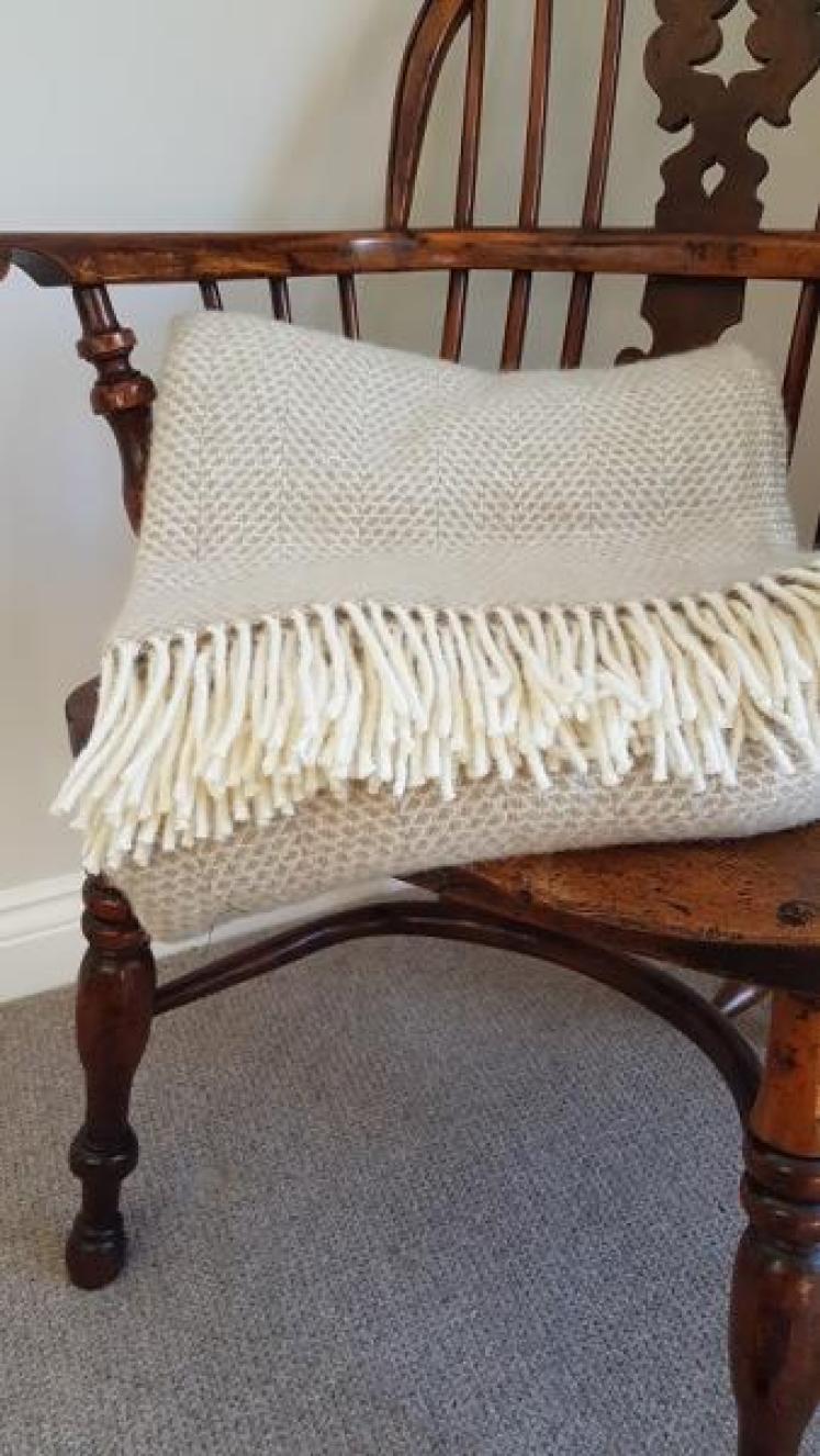 Tweedmill Beehive Oatmeal Throw  - Image 1