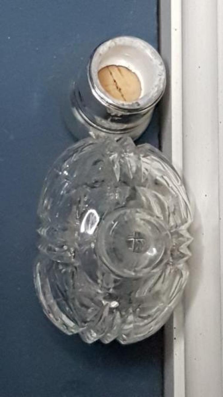 Victorian Silver & Cut Crystal Scent Bottle - Image 6