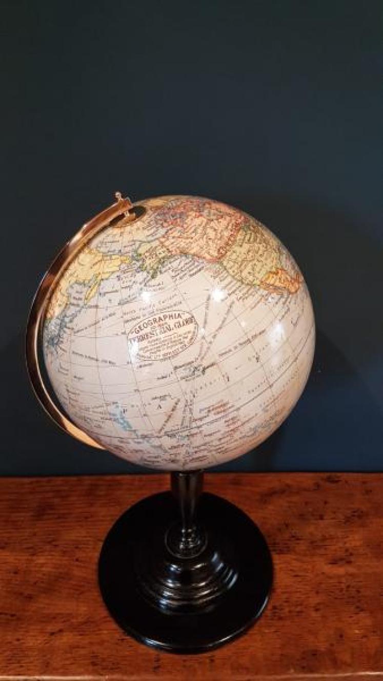 1920's Geographica 10" Terrestrial Globe - Image 7