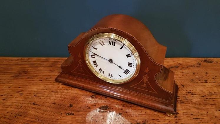 Fine Quality Edwardian Inlaid Mahogany Napoleon Hat Mantel Clock - Image 6