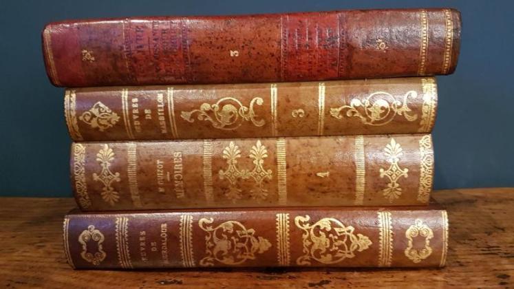 Antique Leather Books Liqueur Tantalus - Image 2