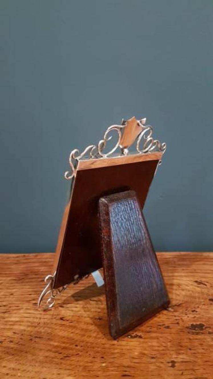 Superb Antique Silver Photo Frame  - Image 3