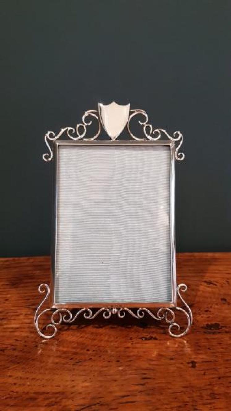Superb Antique Silver Photo Frame  - Image 7
