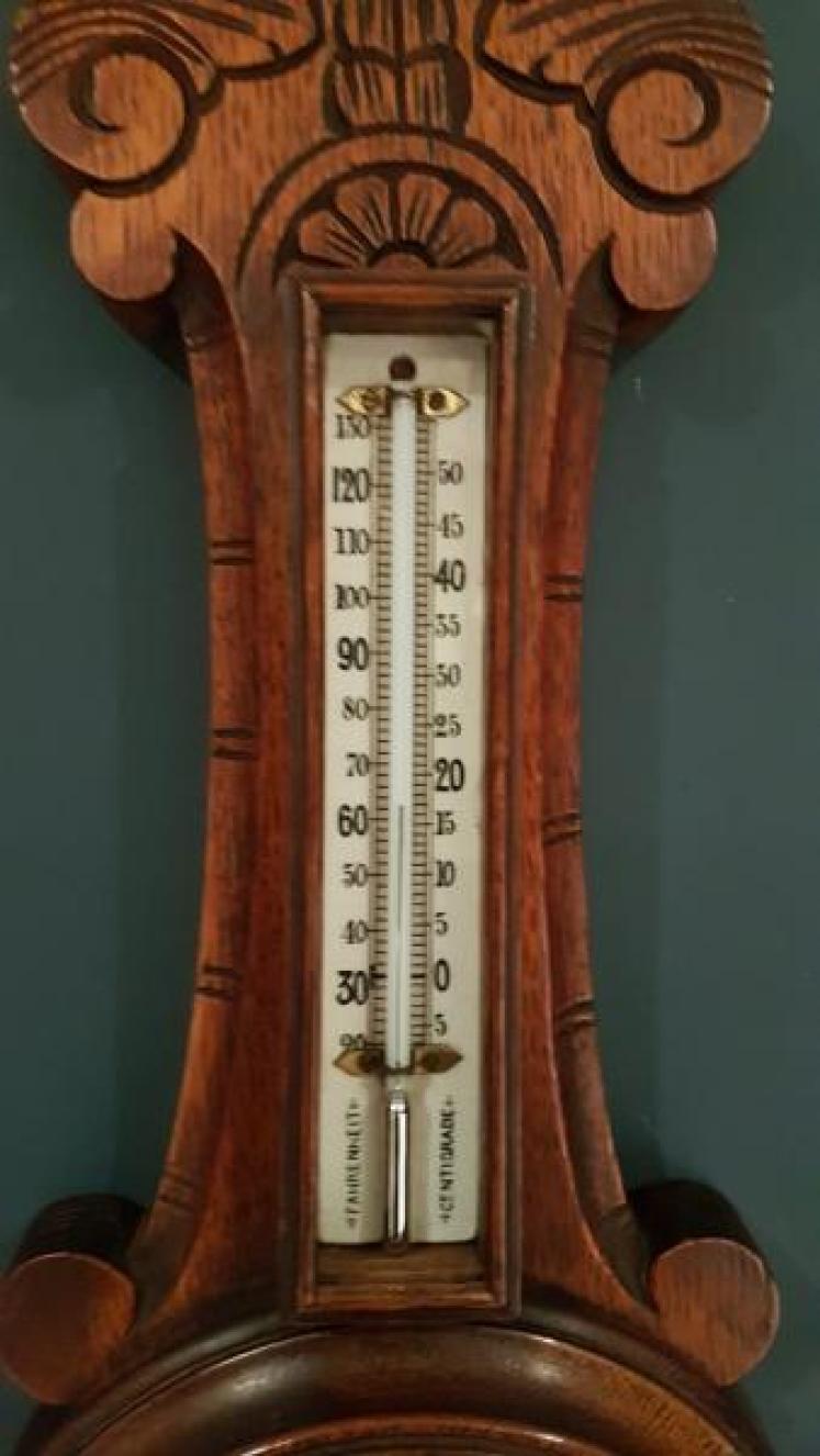 Small Victorian Carved Oak Banjo Barometer - Image 7