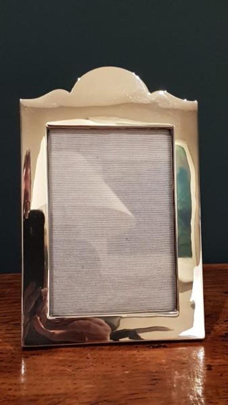 Antique Silver Arched Top Photo Frame - Image 2