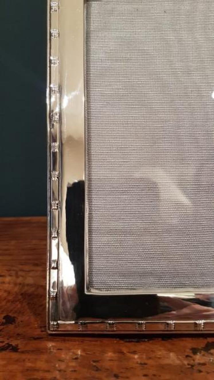 Stylish George V Silver Photo Frame - Image 7