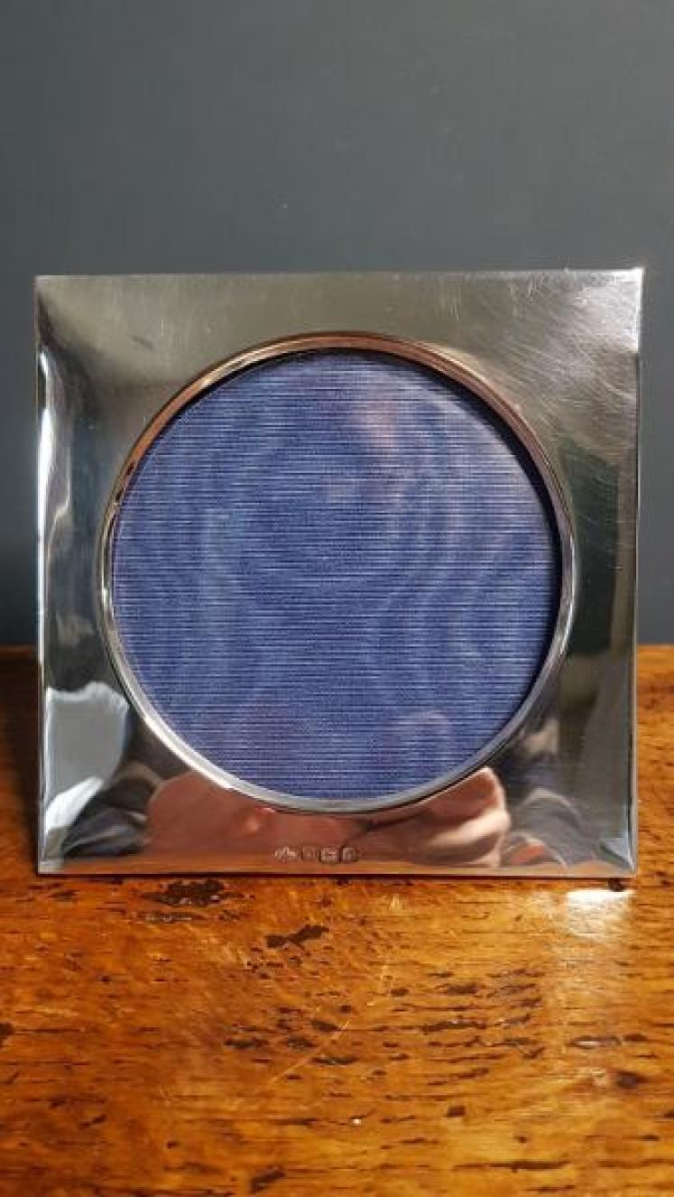 Edwardian Silver Photo Frame by Elkington  - Image 1