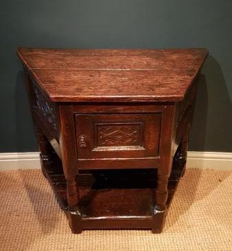 Early Period Antique Oak Credence Table.c.1700