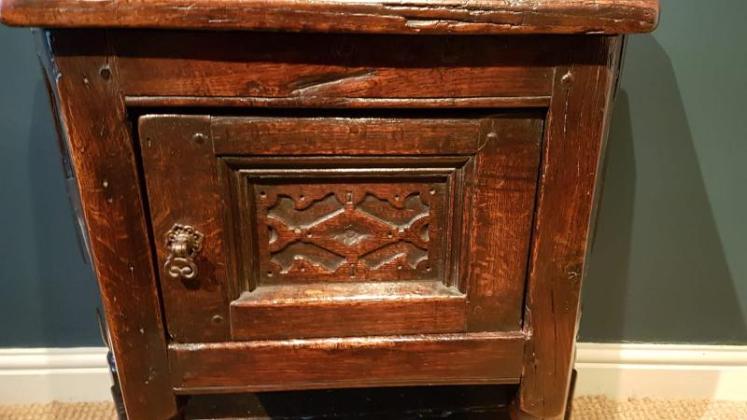Early Period Antique Oak Credence Table.c.1700 - Image 6