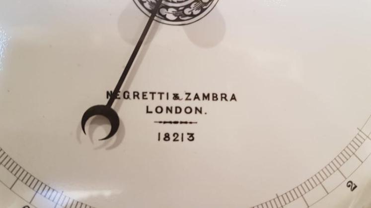 Outstanding Quality Antique Negretti and Zambra Barometer - Image 6