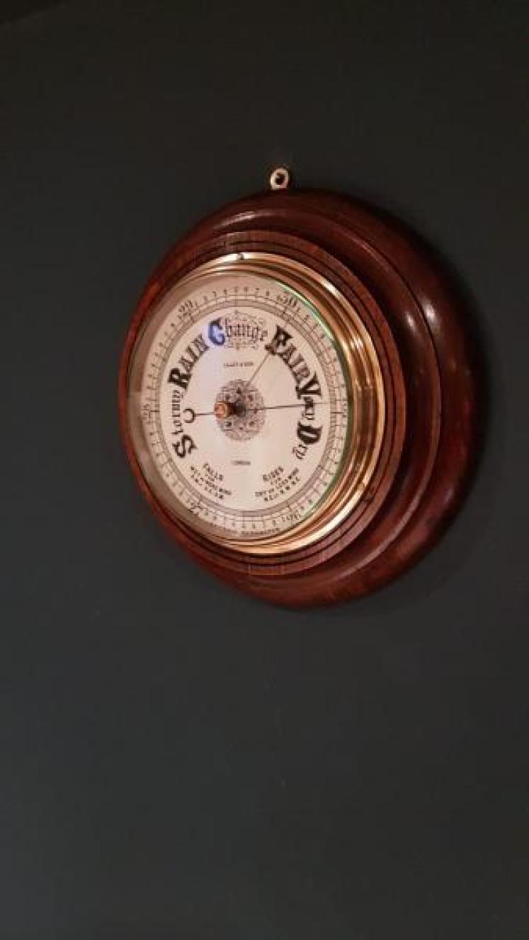 Victorian Oak Android Barometer - Image 2