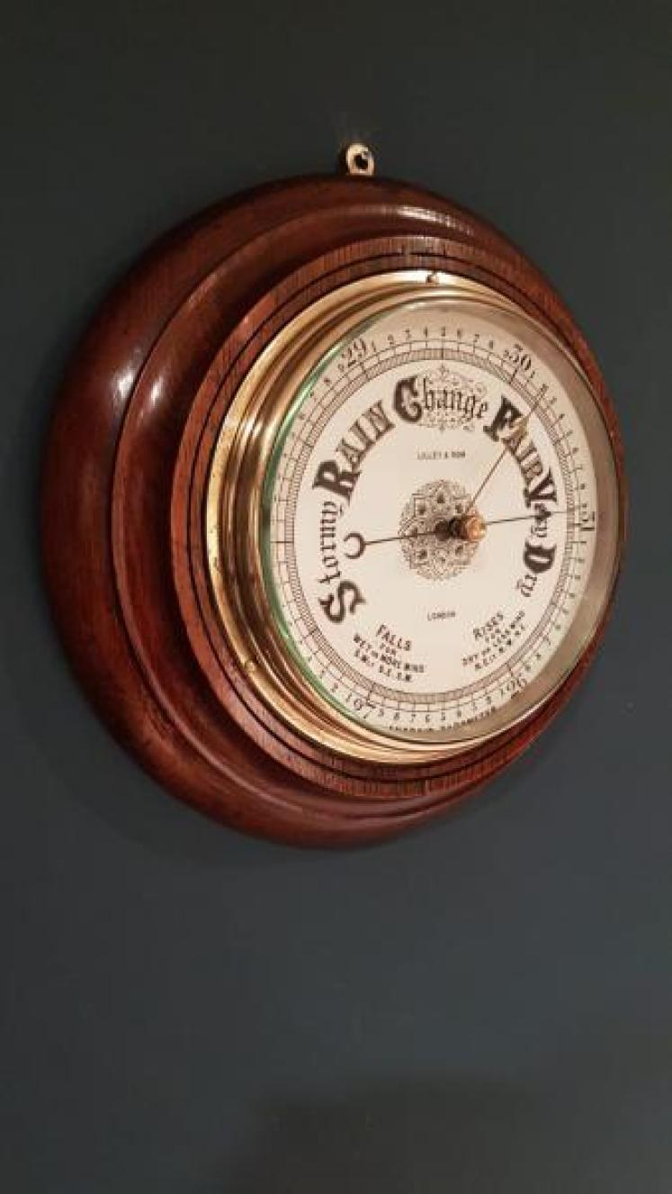 Victorian Oak Android Barometer - Image 4