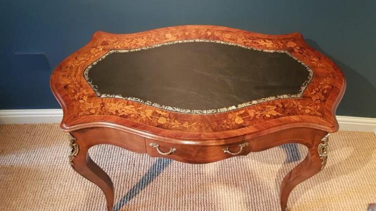Fine Victorian Inlaid Walnut Writing Table - Image 2