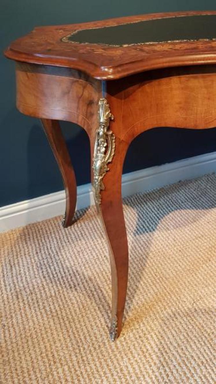 Fine Victorian Inlaid Walnut Writing Table - Image 3