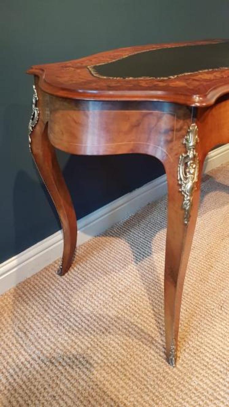 Fine Victorian Inlaid Walnut Writing Table - Image 5