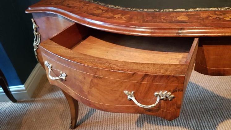 Fine Victorian Inlaid Walnut Writing Table - Image 6