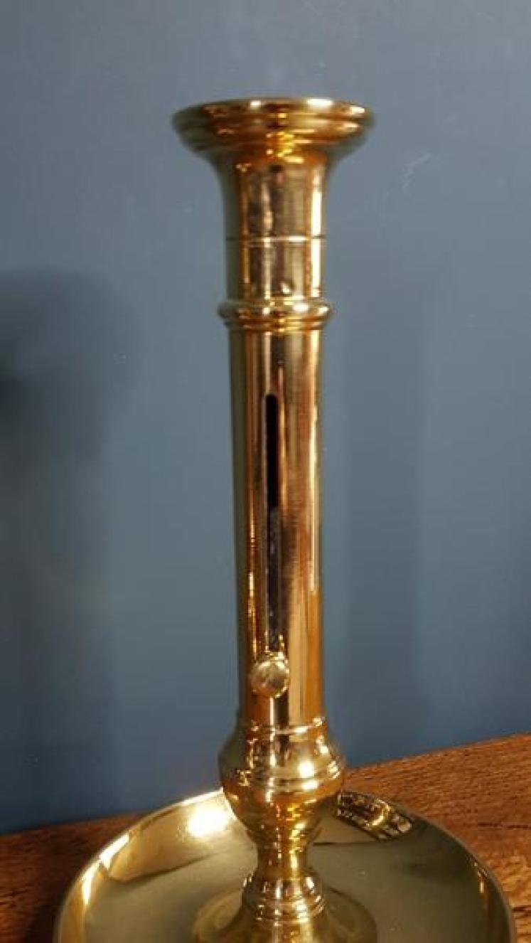 Superb Pair of George III Brass Candlesticks with Dished Bases - Image 4