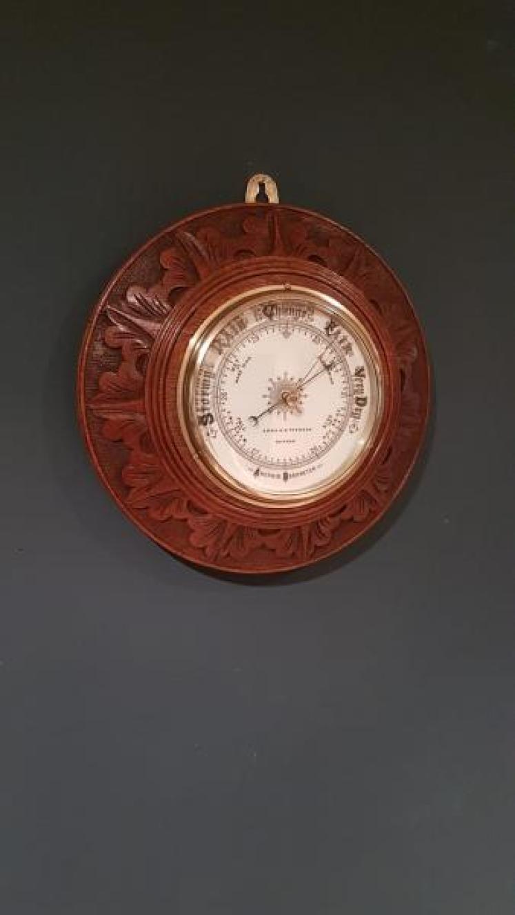 Superb Victorian Carved Oak Dundee Barometer  - Image 2