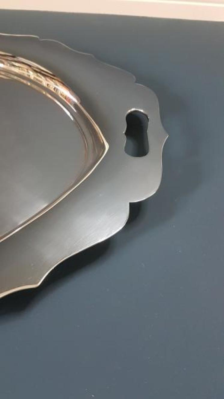 Superb Large Victorian Solid Silver Tray - Image 4