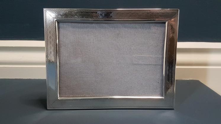 Edwardian Engine Turned Silver Photo Frame - Image 2