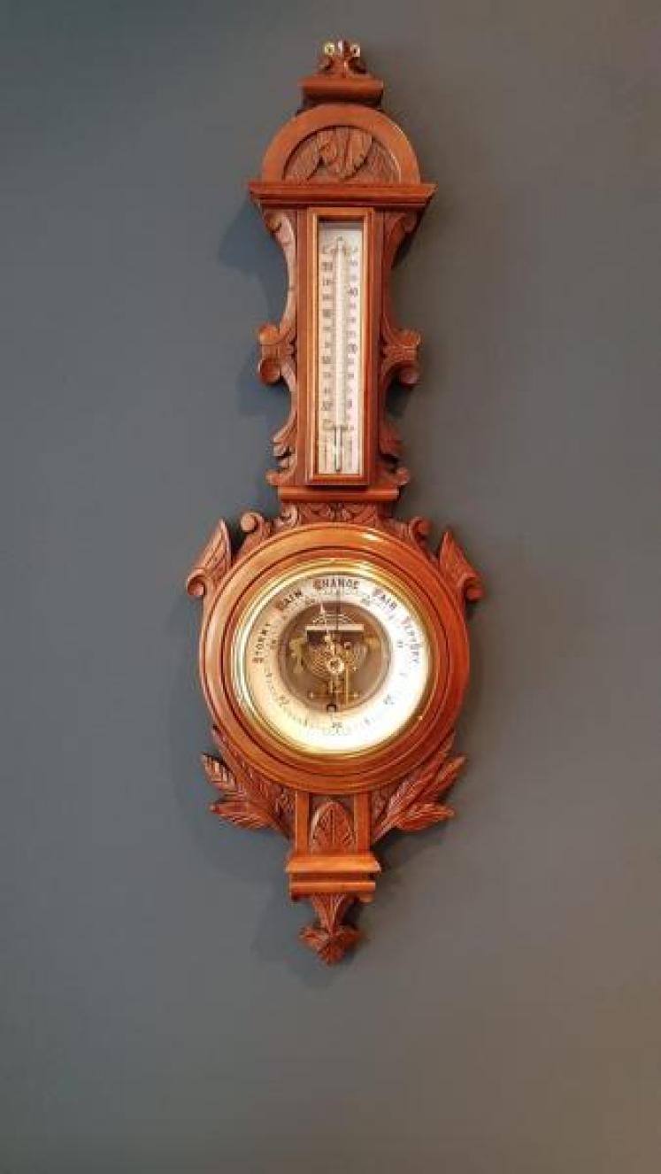 Superb Antique Carved Walnut Banjo Barometer  - Image 1