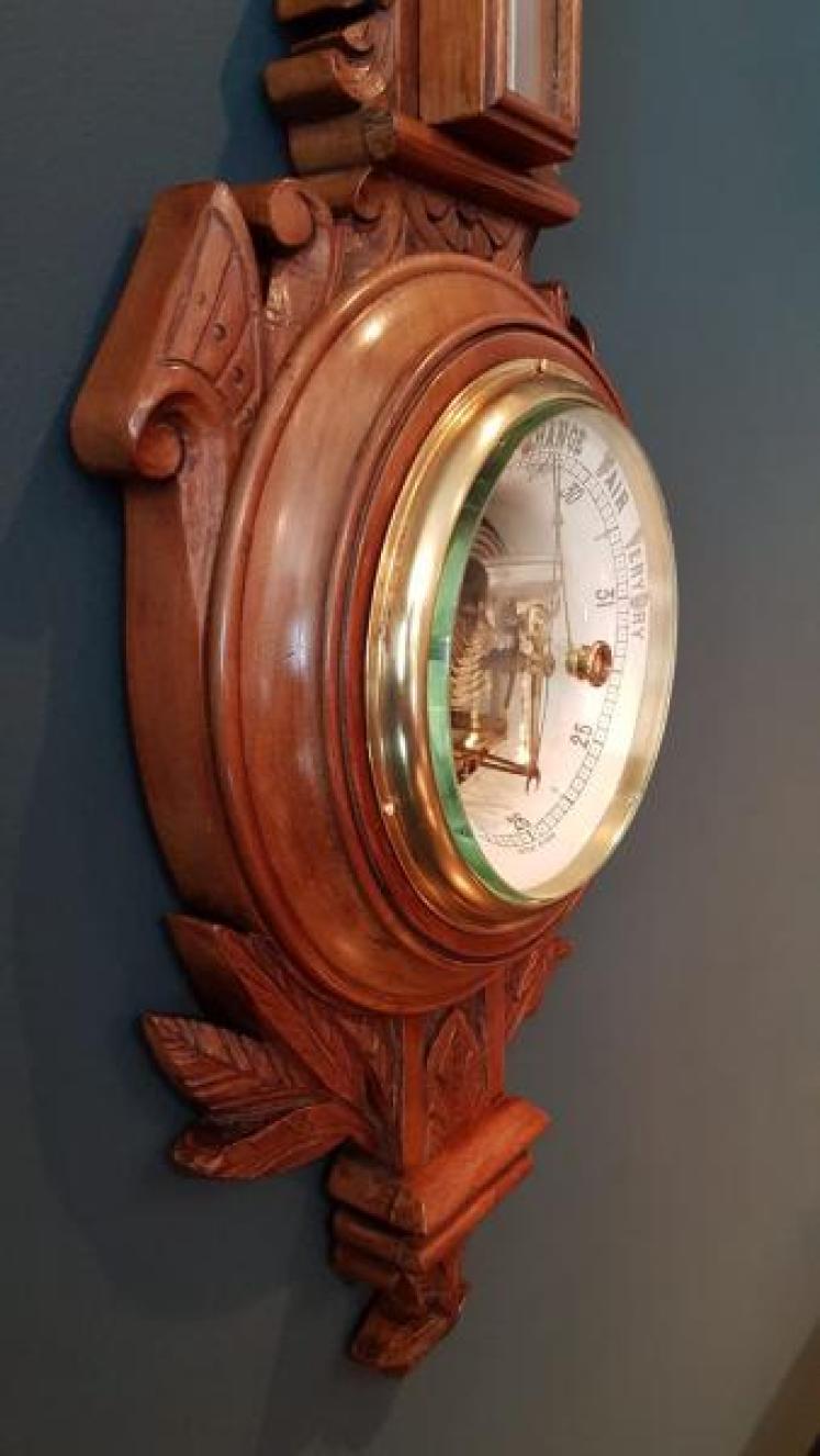 Superb Antique Carved Walnut Banjo Barometer  - Image 6