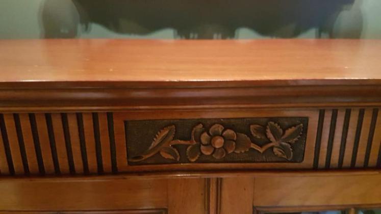 Victorian Walnut Glazed Bookcase - Image 5