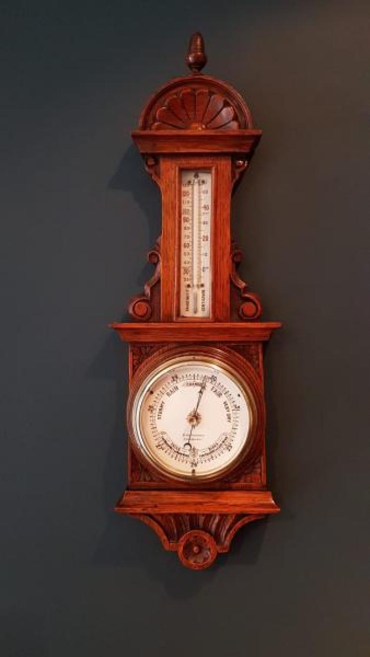 Small Antique Carved Oak Banjo Barometer - Image 1