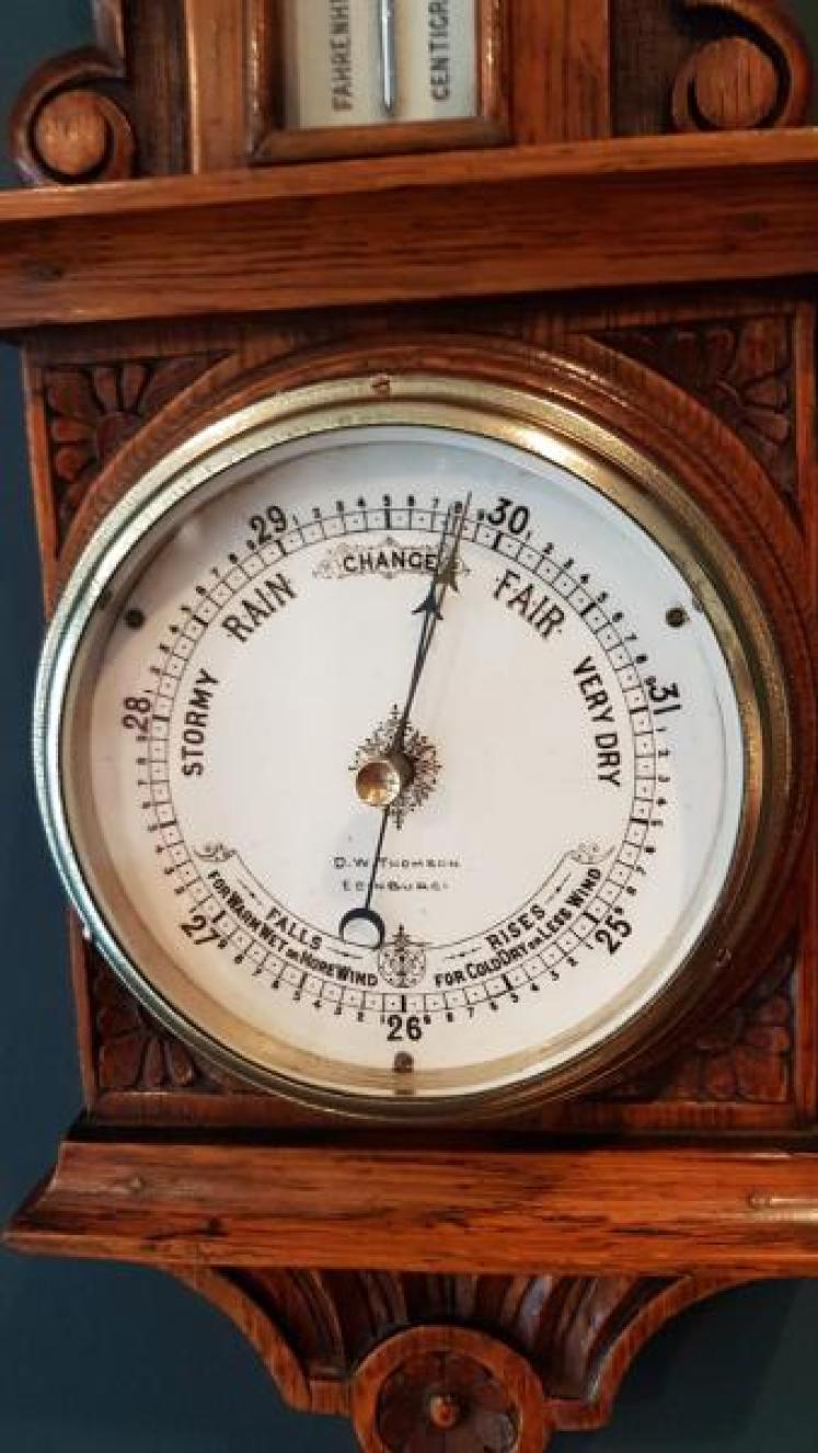 Small Antique Carved Oak Banjo Barometer - Image 3