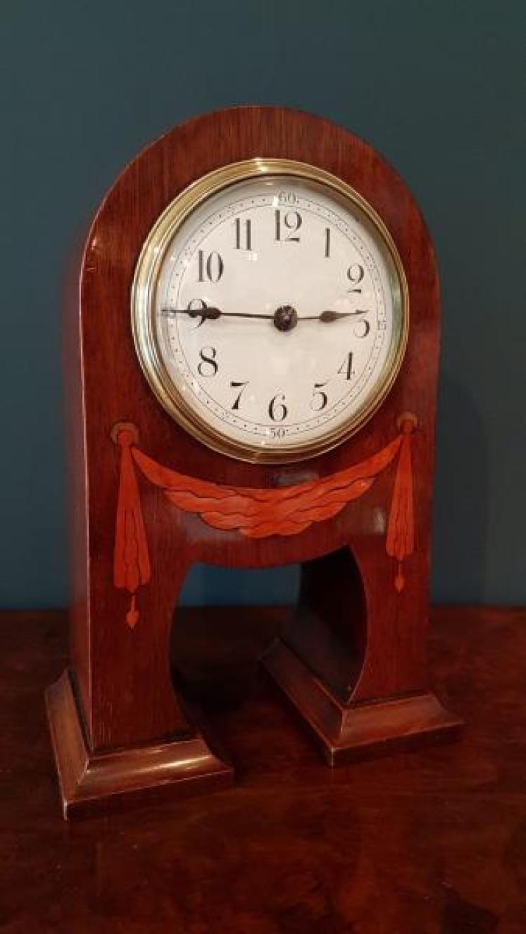 Fine Quality Inlaid Mahogany Mantle Clock - Image 1