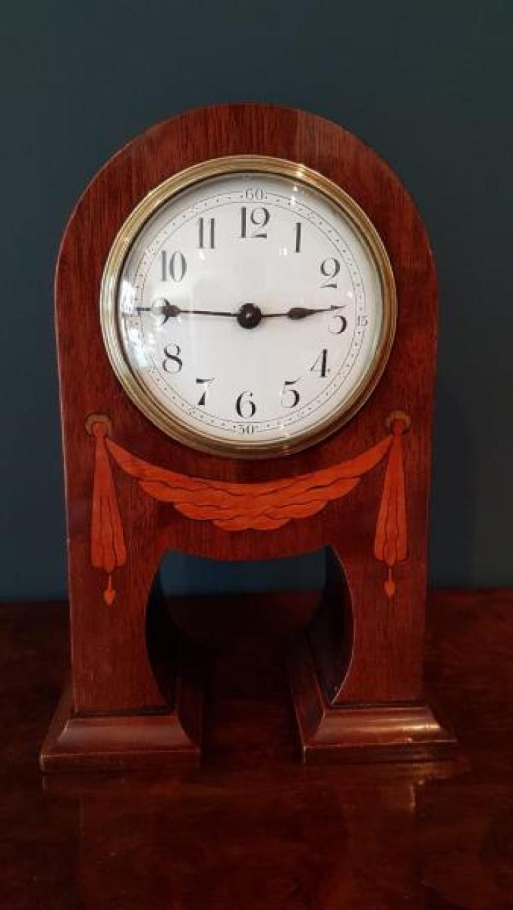 Fine Quality Inlaid Mahogany Mantle Clock - Image 2