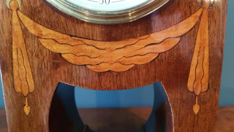 Fine Quality Inlaid Mahogany Mantle Clock - Image 4