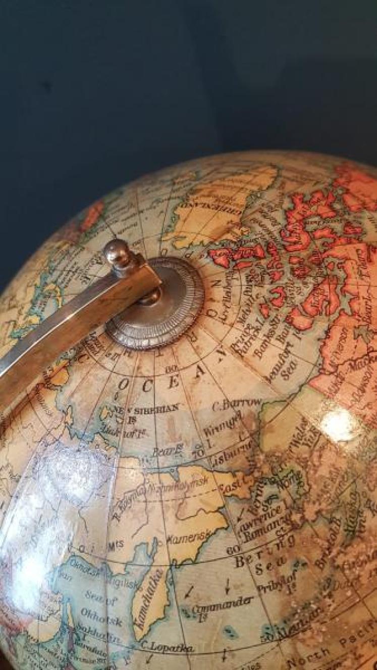1930's Geographia 10" Paper Mache Globe - Image 5