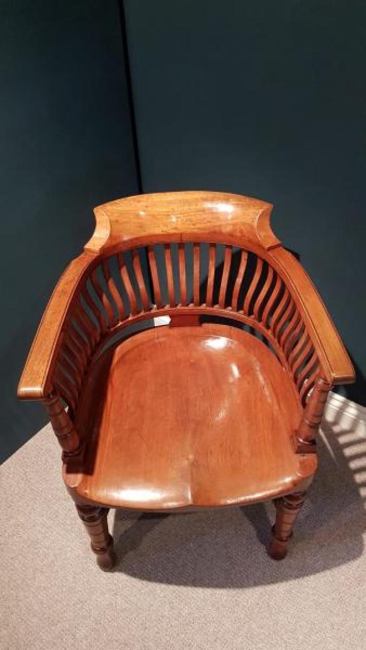 Top Quality Victorian Walnut Desk Chair - Image 2
