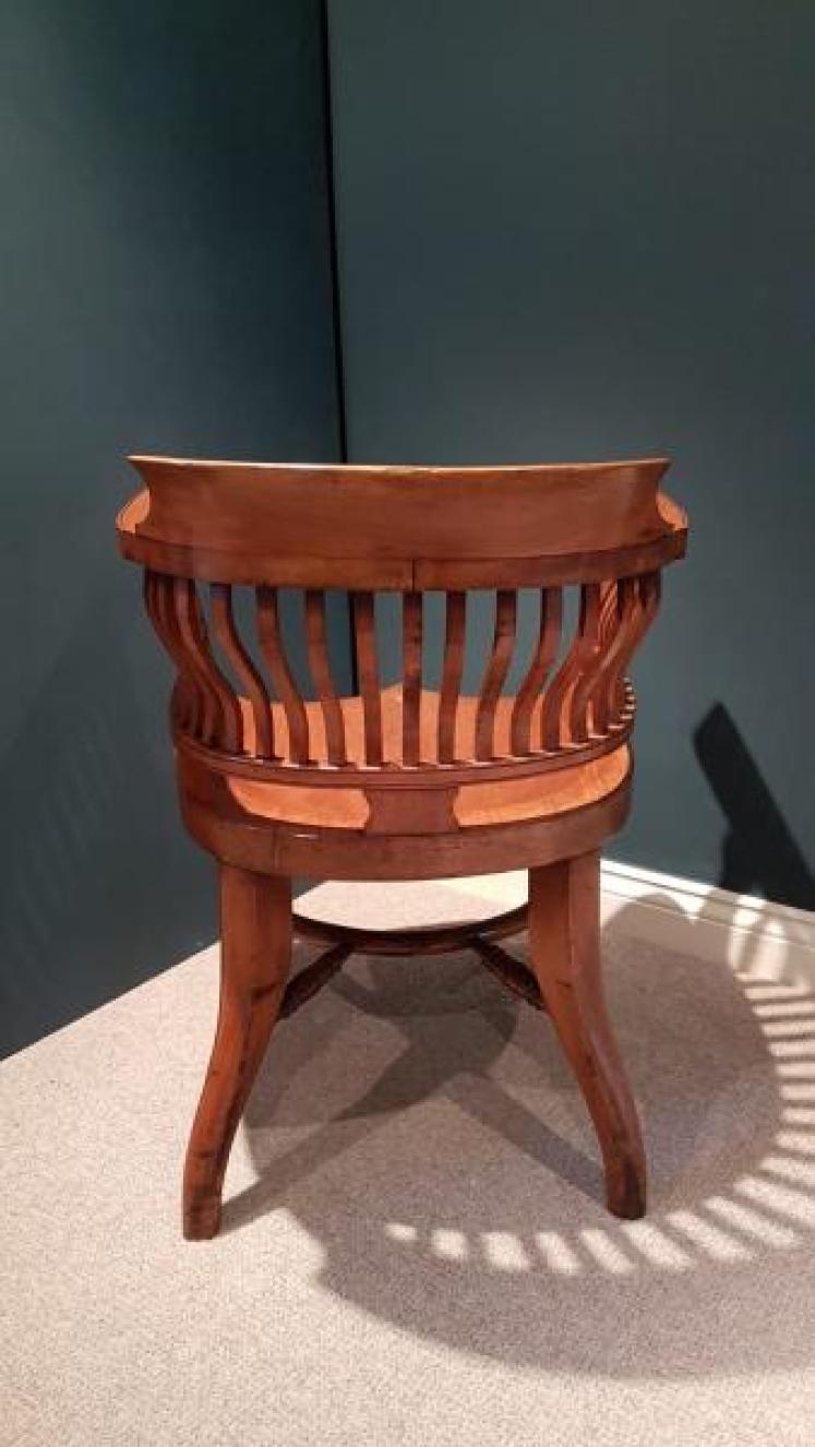 Top Quality Victorian Walnut Desk Chair - Image 3